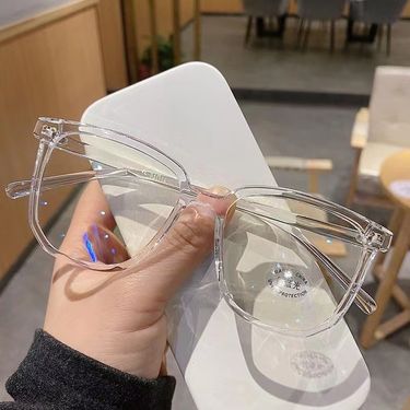2025 Anti-Blaulicht-Brille Für Damen Mit Normaler Brillengestell, Fertiger Retro-Brille Mit Flachem Lichtrahmen_voghion.com