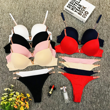 sexy bra V-shaped metal underwear suit hot girl low-waisted thong chain panties T pants bra_voghion.com