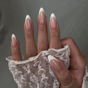 Almond French 24Pcs Fake Nails with Glue Simple Oval False Nails Press on Nails Wearable Finished DIY Full Cov_voghion.com