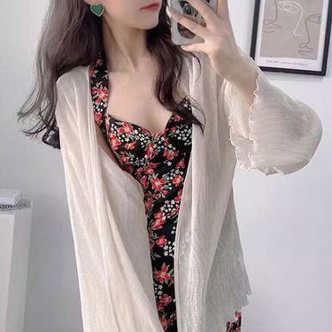 Sunscreen cardigan women's 2024 summer new thin style light pleated chiffon ice silk outer with shawl hood top_voghion.com