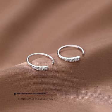 Pure Silver Sparkling Diamond Earrings 2024 New Light Luxury Fashion Niche Design Earrings_ipsvogv.com