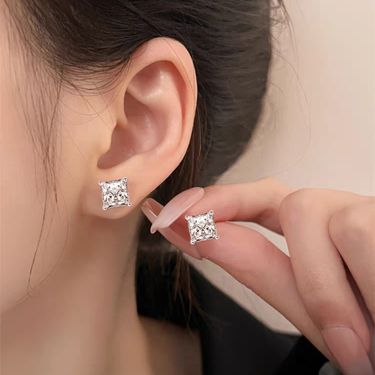 Women's Jewelry S925 Sterling Silver Moissanite Stud Earrings For Women, Elegant & Hypoallergenic, Sizes 4mm-7mm, White Gold & Yellow Gold Options_voghion.com