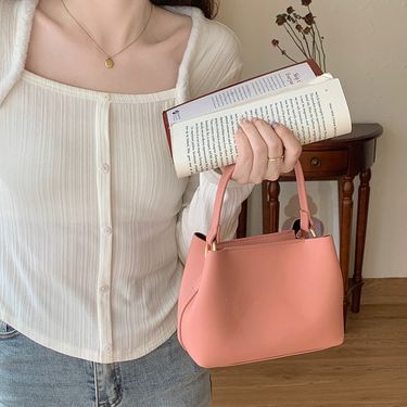 Women's Bucket Bag Strawberry Powder Crossbody Bucket Bag Mini Tote Small Bag With High-grade Temperament_voghion.com