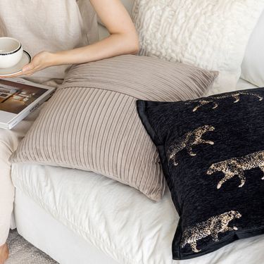 Household Accessories Nordic Light Luxury Embroidered Sofa Pillow Cover Ins Style Model Room Decorative Pillow Bedside Cushion Bed Back Pillow_voghion.com
