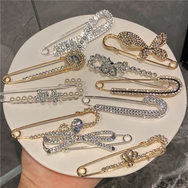 Waistband Pin Fixing Clothes Artifact Tighten Pants Skirt Waist Exquisite Accessories Anti-Exposure Brooch Buckle For_voghion.com