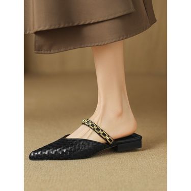Retro Bag Head Flat Bottom Half Slippers Women's Summer Wear Metal Chain Cool Slippers Pointed Low Heel_voghion.com