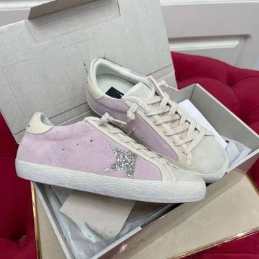 2024 Classic Korean Star Vintage Small For Women, Silver Tail With Increased Height Trend, And Dirty White Shoes Trend_voghion.com