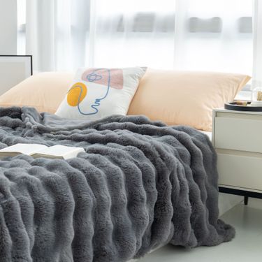 Tuscan Bubble Rabbit Blanket Double Layer Sofa Blanket Four Seasons Air Conditioning Blanket Office Nap Blanket Cover Blanket_voghion.com