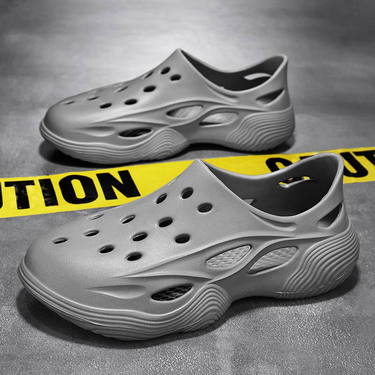 Men Summer Thick-soled Hollow Out Sandals Garden Shoes Beach Slippers Driving Shoes Comfortable Breathable Casual_voghion.com