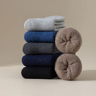 Winter socks men's mid tube socks thick wool socks plus velvet heating warm socks towel socks men's solid color cotton socks_voghion.com