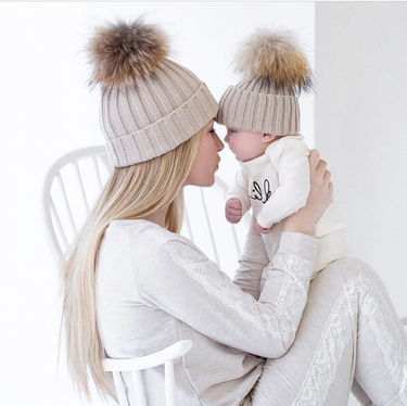Parent-child clothing creative new autumn and winter all matching hairball warm mother baby parent-child knitted hat_voghion.com