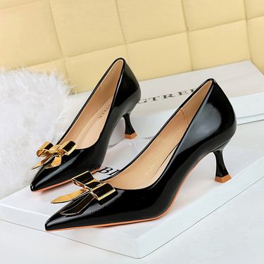 1961-K68 Fashion Pointed Thin Heeled Women's With Metal Bow, Patent Leather, Shiny Surface, Single Shoe, Shallow Mouth,_voghion.com
