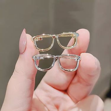 Japanese cute glasses brooch metal design hollow needle trend brooch accessories personality pin collar pin anti exposure buckle_voghion.com