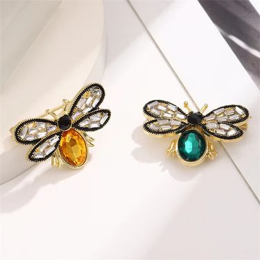 Trendy creative emerald bee brooch sweater suit dress decoration coat accessories anti exposure pin jewelry_voghion.com