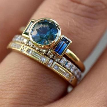 Fashion New High-end Design Sense Internet Celebrity Light Luxury Women Engagement Ring Personality Trend Hand Jewelry_voghion.com