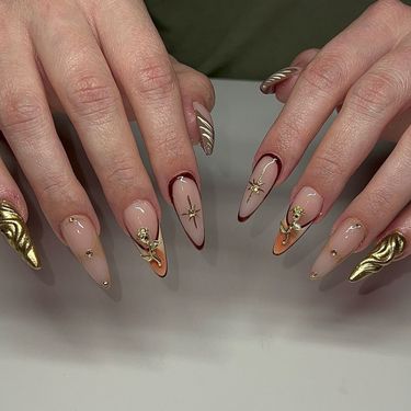 False Nails Popular Wearable Nails 3D Rose Wearable Nail Pieces High End Hot Girls Wearable Nails Almond Nails_voghion.com