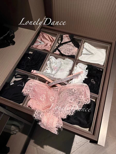 New2023 women's sexy Peach Essence Bow hollow thin lace breathable mid rise underwear for triangle pants _voghion.com