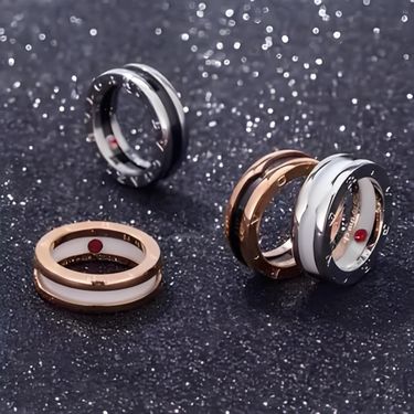 Baojia High Version New Charity Style Trendy Little Red Man Black And White Ceramic Ring For Couples_voghion.com