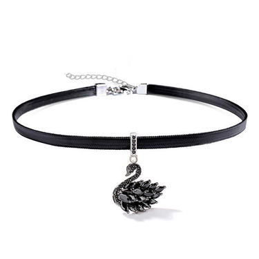 Black Swan Choker Necklace Women's Clavicle Chain Short Jewelry Korean Edition Neck Strap Net Red Simple_voghion.com