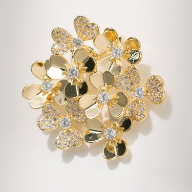 Vintage Clover Wreath Brooch, Bohemian Original Design Copper Zircon Corsage_voghion.com