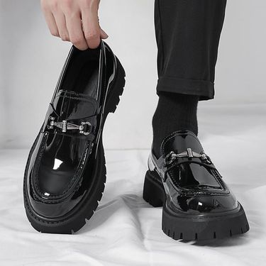 2025 New Thick-Soled Height-Increasing Men's Large Patent Leather Glossy Casual Chunky Heel Loafers Hairstylist Trendy_voghion.com