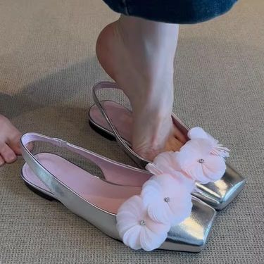 Sheepskin Version Retro Genuine Leather Cap Toe Sandals All Match Square Toe Flower Shallow Mouth Flat Shoes_voghion.com