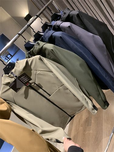 Men's Clothing Outdoor soft shell windproof and water repellent brushed warm hooded assault jacket coat_voghion.com