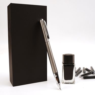 Fountain Pen Simple Hard Pen Calligraphy Adult Calligraphy Dark Tip Curved Tip Student Metal Fountain Pen Gift Box Set_voghion.com