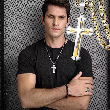 Titanium Cross Pendant Three-Layer Three-Dimensional Hip-Hop Cuban Stainless Steel Men's Necklace Square Buckle Chain_voghion.com