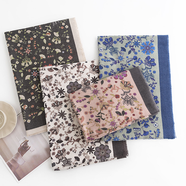 Small Floral Elegant Lady Style Printed Cashmere Women's Warm And Cold-proof Scarf_voghion.com