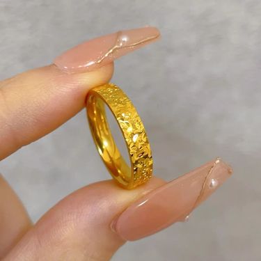 Ancient Gold-Plated Jewelry Exquisite Three-Sided Sparkling Ice For Women Light Luxury High-End Feel Ring Long-Lasting_voghion.com
