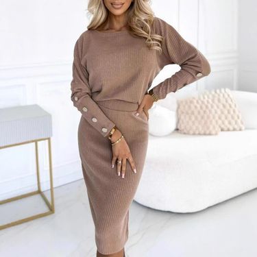 Women's Clothing New Style_Autumn and Winter Round Neck Pit Button Decorated Top One Step Skirt Set_voghion.com