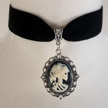 Necklaces Fashion Jewelry Accessories Black Velvet Vintage Necklace_voghion.com