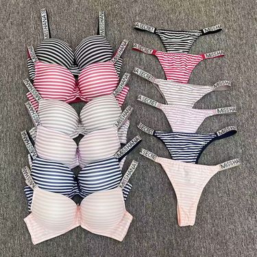 Women's Push-Up Bra With Rhinestone Straps & Lace Trim – Full Coverage 3/4 Cup, Comfortable & Breathable, Sizes 46-52C_voghion.com