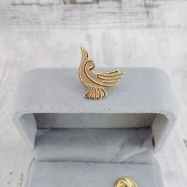 Premium Bird Brooch High-end Buckle Matching Suit Collar Knitted Cardigan Pin Hat Bag Non-fading_voghion.com