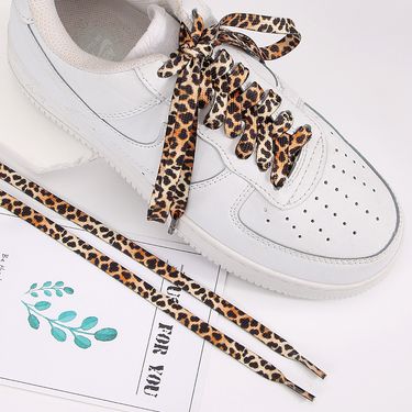 Small White Shoes, Black Colored Shoelaces, Flat Basketball Shoes, Men's And Women's Canvas Shoes With Ropes, Yellow Leopard Print Sports Shoes_voghion.com