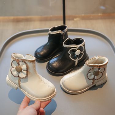 ShoeGlobe Girls' Fleece-Lined Cotton 2024 Autumn Winter New Children's Warm Princess Short Stylish Martin Boots For Girls Trendy_voghion.com