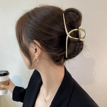 2025 New Premium Shark Metal Oversized Grip Capacity Multi-Purpose Clip Headdress Hair Clips_voghion.com