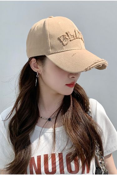 Hard Top Women's Baseball Caps 2025, New Old Duck Tongue Caps With Holes, Fashionable And Versatile, Show Your Personality_voghion.com