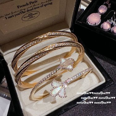 Italian Mother-of-Pearl Iris Vintage Gold Plated Curved Wave Zircon Bracelet_voghion.com