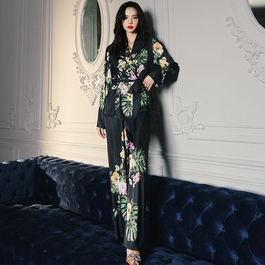 Women's Clothing Chiffon Pajamas Ladies Spring And Summer Pocket Ice Silk Satin Two Piece Home Clothes Suit_voghion.com