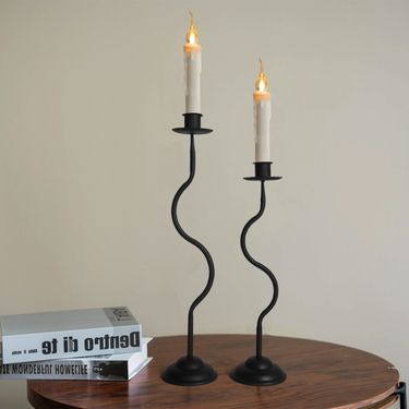 Single Hole Iron Candlestick Retro Wavy Restaurant Table Atmosphere Candle Light Decoration French Style Ornaments Candle Holder_voghion.com