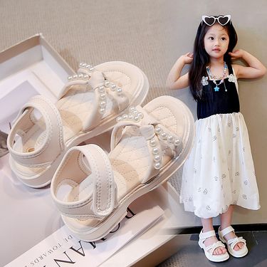 Girls Sandals 2025 Summer New Fashion Soft Bottom Non Slip Little Girl Pearl Princess Shoes Middle And Large Children's Beach Shoes_voghion.com