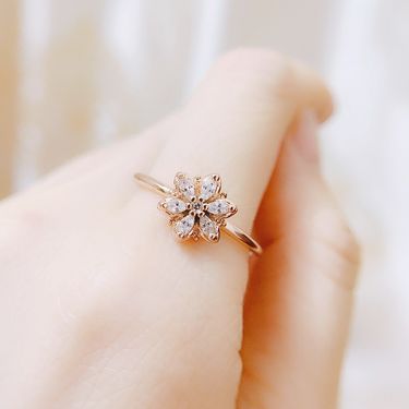 Fresh diamond zircon flower thin ring female real gold plated hand jewelry_voghion.com