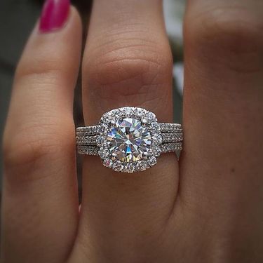 Silver New Full Diamond Zircon Women's Ring Instagram Small, High Fashion, High Appearance, Elegant and Versatile Ring_ipsvogv.com