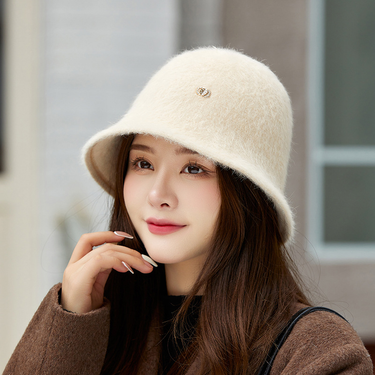 Autumn and Winter New Knitted Women's Water Diamond Label Rabbit Hair Short brim Pot Hat Outdoor Warm and Fashionable_voghion.com