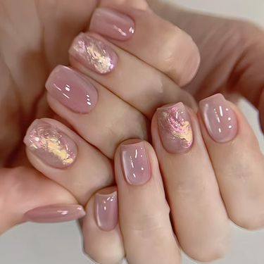 Beauty & Health Pink And White Gradient Irregular Gold Simple Cat Eye Clean White Ins Style Nail Art Pieces Detachable 30 Pieces_voghion.com