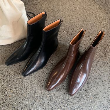 Knight Style Brown Low Pointed Toe Short Boots Women Chunky Heel_voghion.com