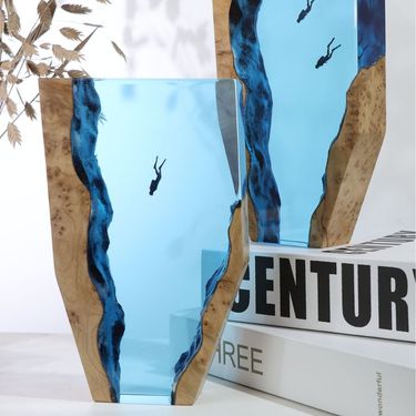 Small Resin Ocean Ornament Diver Night Light Deep Sea Exploration Wooden Lamp Decoration Christmas Gift_voghion.com