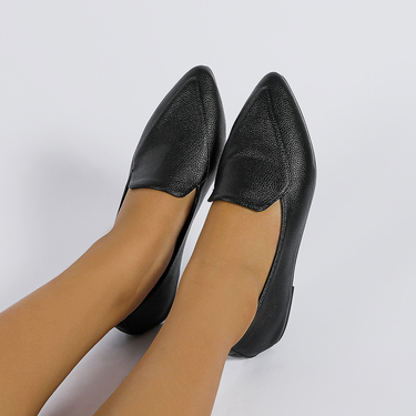 Versatile soft leather shoes for women autumn new style simple solid color comfortable pointed toe flat bottom lazy one-legged loafers_voghion.com